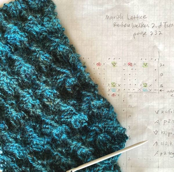 artist Eve Jacobs-Carnahan notes and swatch using moorish lattice knitting pattern